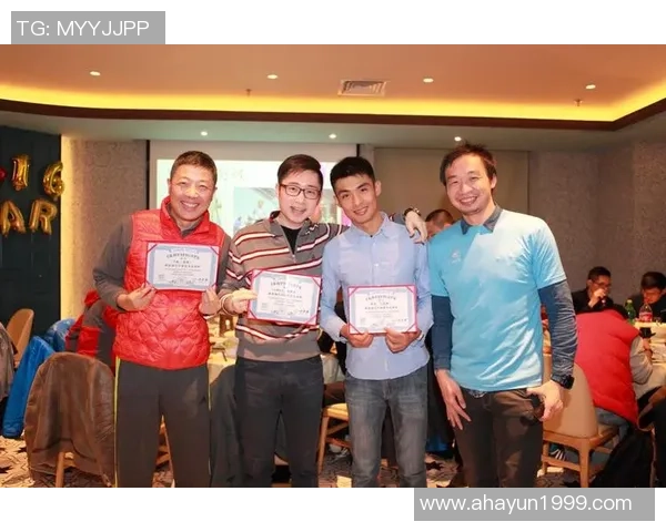 杭州羽毛球队在欧锦赛中的崛起与成长历程全景回顾 杭州羽毛球队在欧锦赛中的崛起与成长历程全景回顾