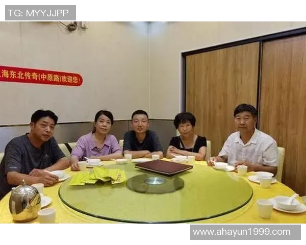 足球明星与儿子的成长之路:追逐梦想的亲子故事 足球明星与儿子的成长之路:追逐梦想的亲子故事